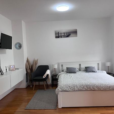 Studio Apartman - Sweet&Little Vrbovec ภายนอก รูปภาพ