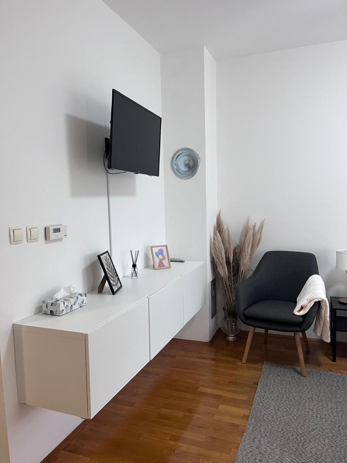 Studio Apartman - Sweet&Little Vrbovec ภายนอก รูปภาพ